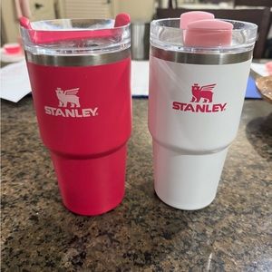 USED… Stanley 20oz. No straw!!!